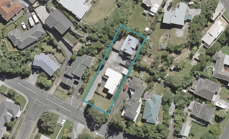 6A PEKANGA RD, NORMANDALE, LOWER HUTT - Carousel 1
