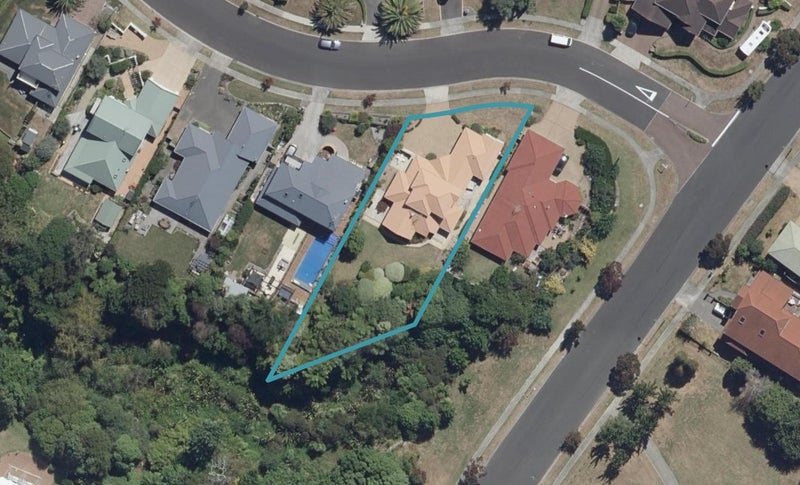 3 Keswick Crescent, Huntington, Hamilton - Carousel 1