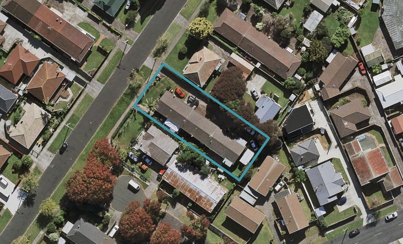 1/15 King Street, Papatoetoe, Auckland - Carousel 1