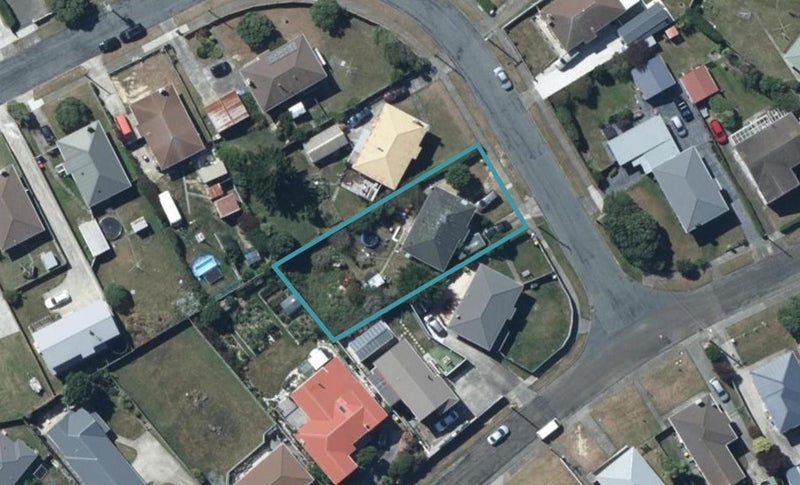 3 Opapa Street, Titahi Bay, Porirua - Carousel 1