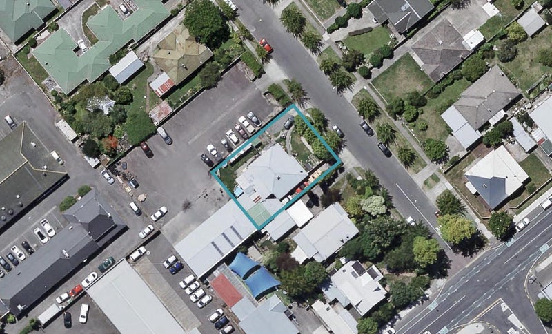 604 Queen Street West, Saint Leonards, Hastings - Carousel 1