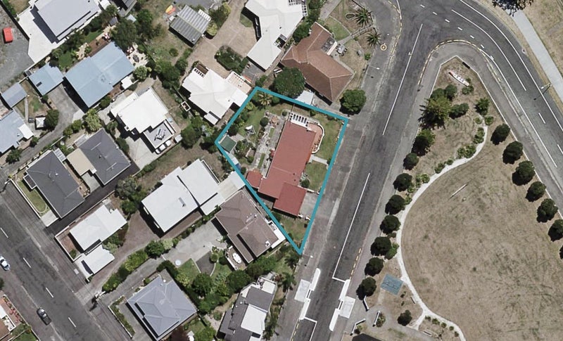 4 Alfred Street, Westshore, Napier - Carousel 1