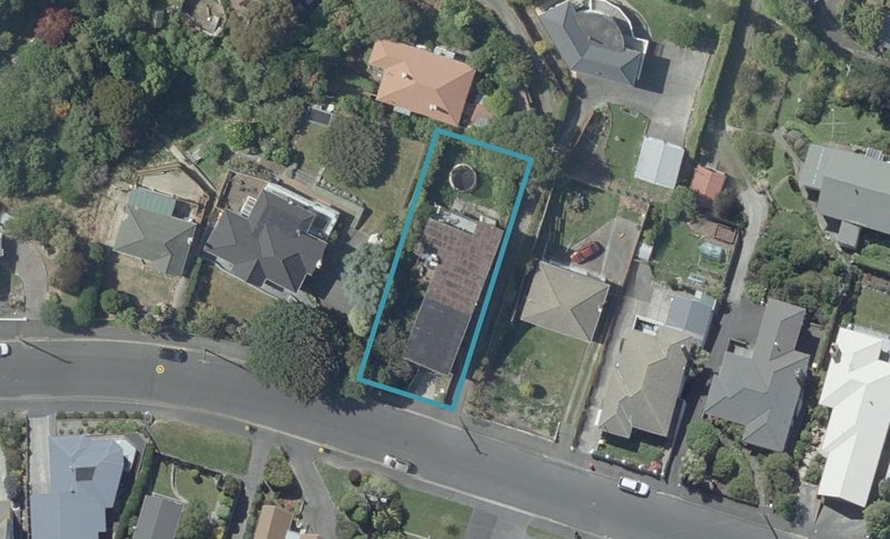 22 Earls Road, Saint Clair, Dunedin - Carousel 1