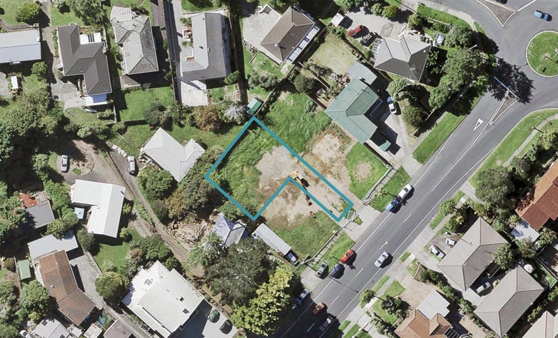 7A Whitford Road, Howick, Auckland - Carousel 1