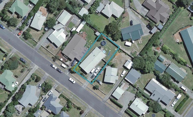 35 Woodward Street East, Featherston - Carousel 1