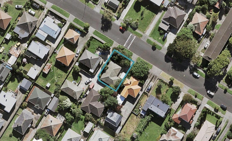 86 Lambeth Road, Sandringham, Auckland - Carousel 1