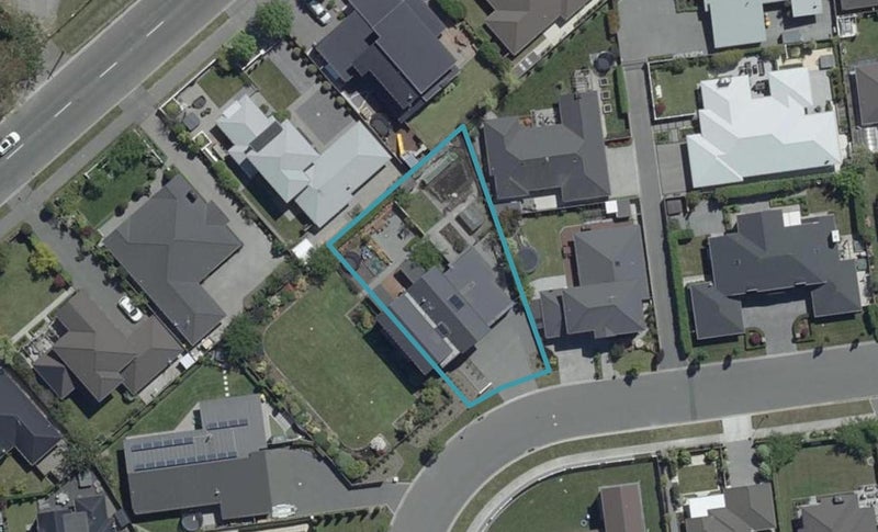 12 Rivers Edge, Northwood, Christchurch - Carousel 1