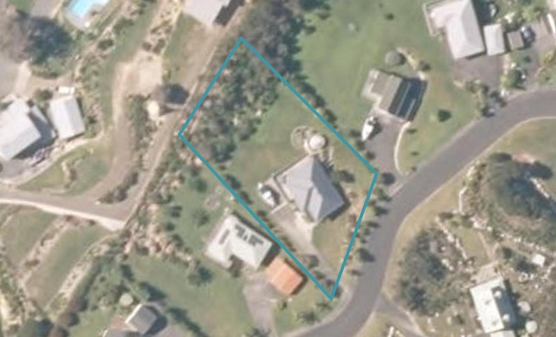 5 Lichen Grove, Russell, Russell - Carousel 1