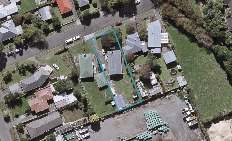 8 Victor Street, Hurdon, New Plymouth - Carousel 1