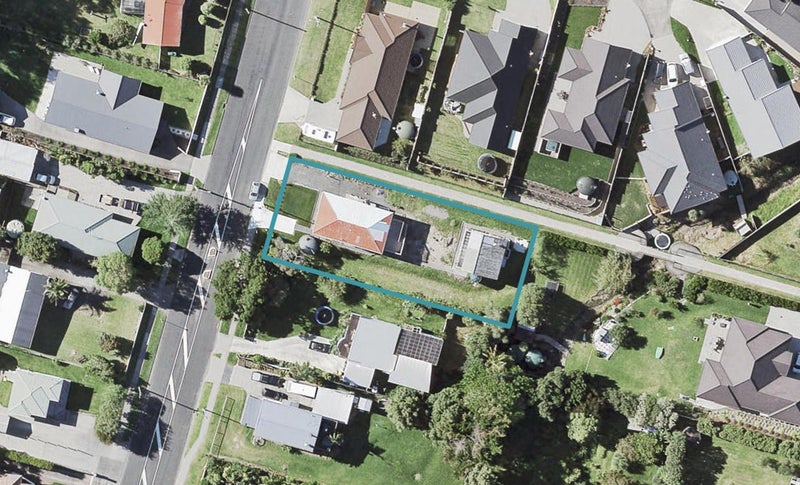 27 Bell Road, Beachlands, Auckland - Carousel 1