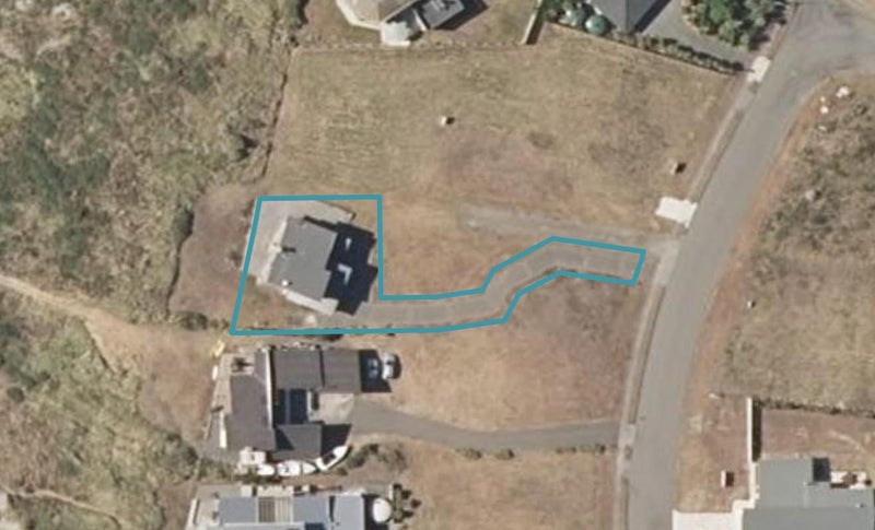 63 Kent Avenue, Waitarere Beach, Levin - Carousel 1