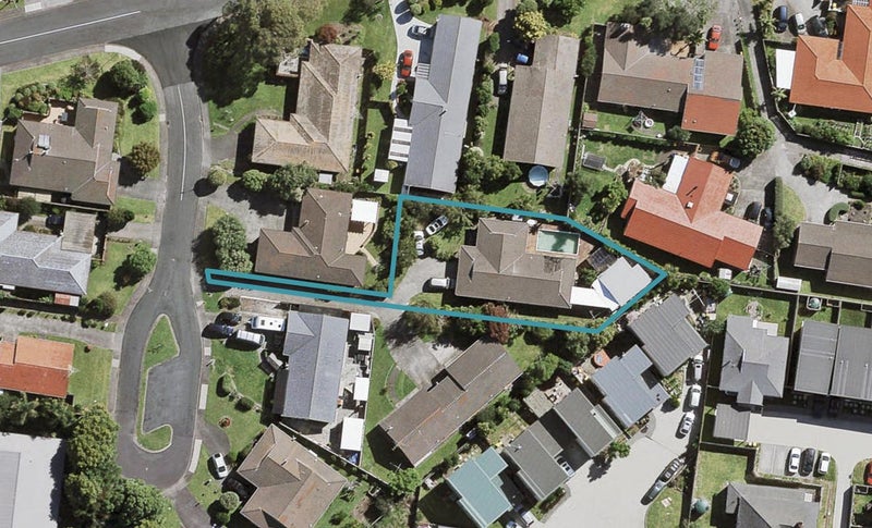 4 Papatahi Place, Henderson, Auckland - Carousel 1