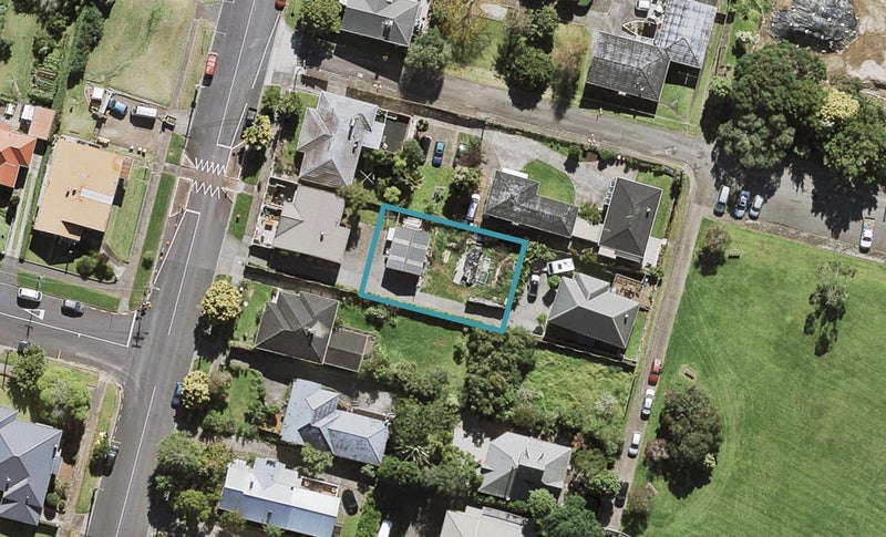 11D Akarana Avenue, Mount Roskill, Auckland - Carousel 1