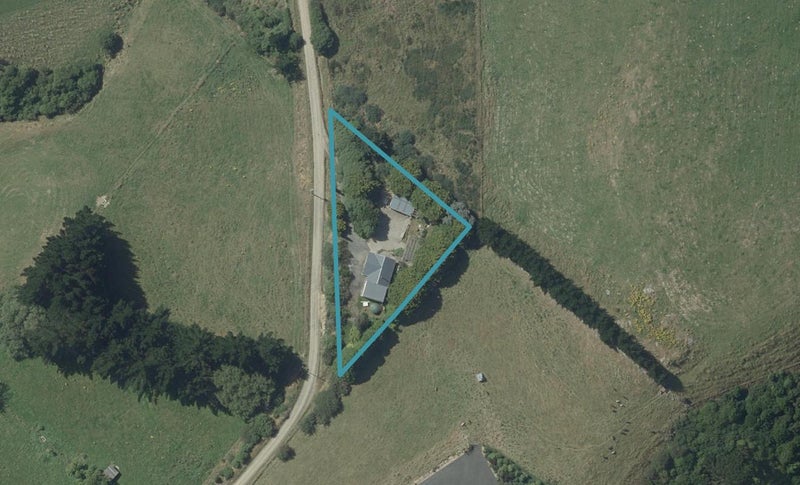 25 Hilton Road, Highcliff, Dunedin - Carousel 1