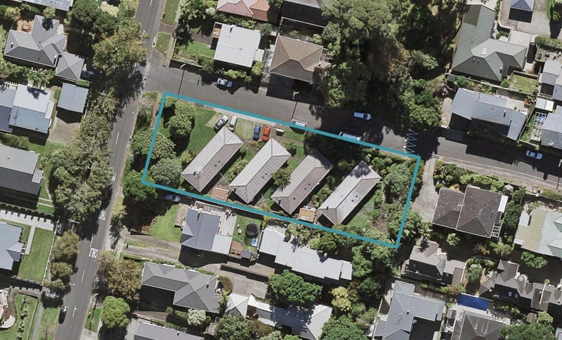 12 Rowan Court, Epsom, Auckland - Carousel 1