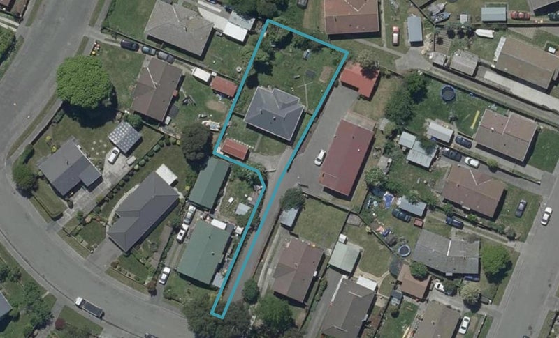 30 Pensacola Crescent, Broomfield, Christchurch - Carousel 1
