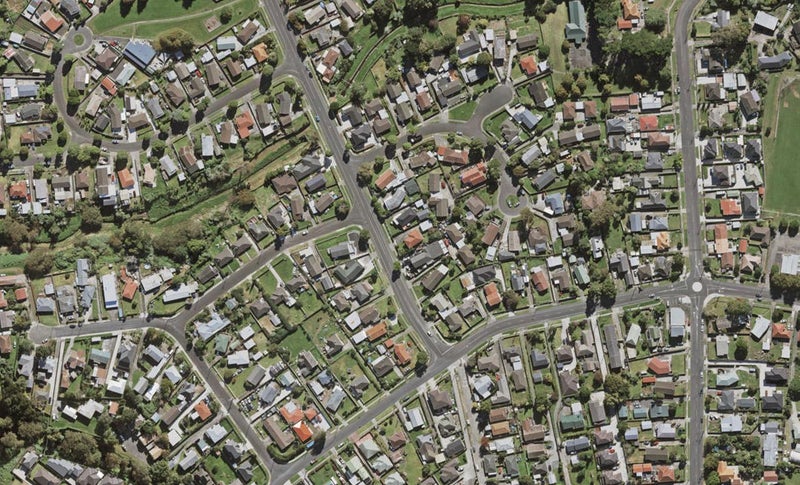 9 Ferndown Avenue, Papatoetoe, Auckland - Carousel 1