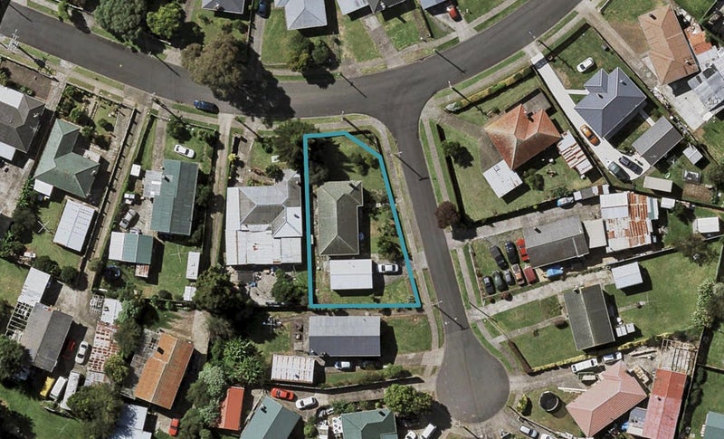 1 Athelstan Place, Otara, Auckland - Carousel 1