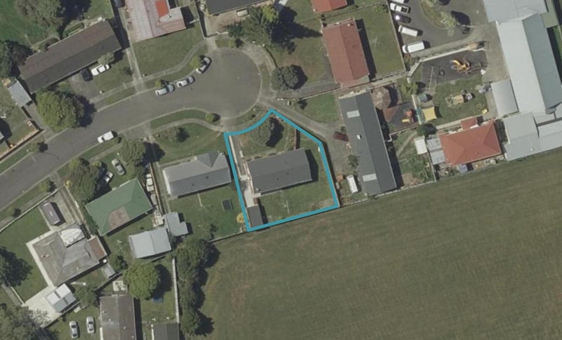8 Waihi Place, Westbrook, Palmerston North - Carousel 1