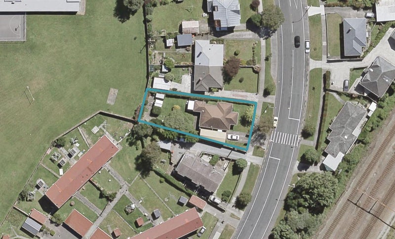 1233 High Street, Taita, Lower Hutt - Carousel 1