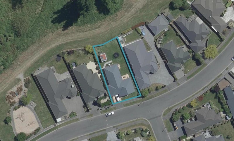 33 Rushmore Drive, Belfast, Christchurch - Carousel 1