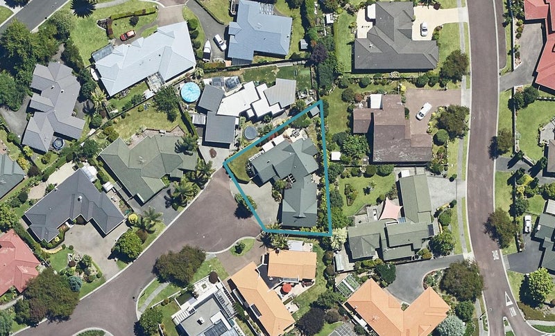 12 Sissinghurst Court, Bethlehem, Tauranga - Carousel 1