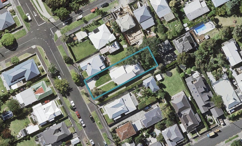 138 Victoria Road, Devonport, Auckland - Carousel 1
