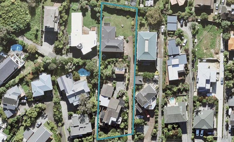 2/14 Oban Road, Browns Bay, Auckland - Carousel 1