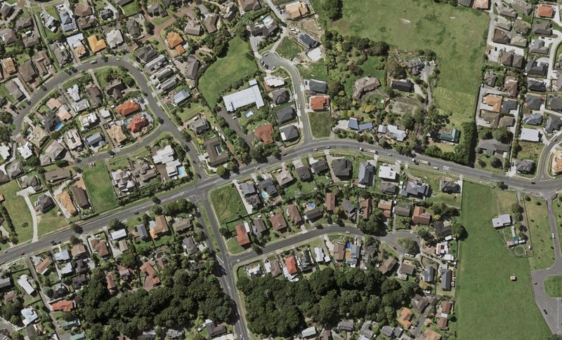123 Redoubt Road, Goodwood Heights, Auckland - Carousel 1