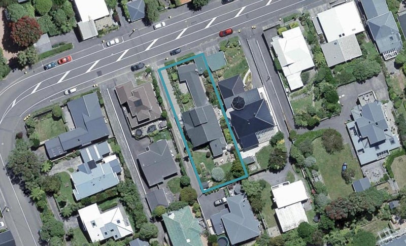 1/37 Braithwaite Street, Karori, Wellington - Carousel 1
