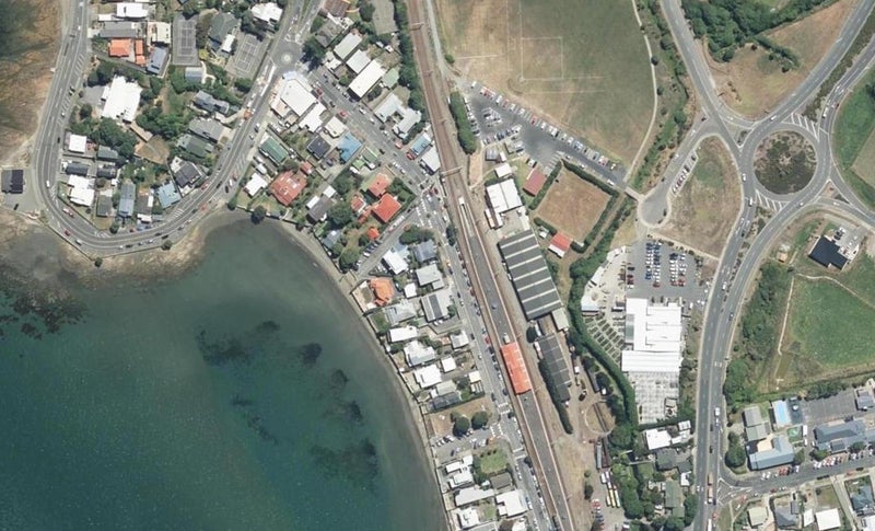 18 Steyne Avenue, Plimmerton, Porirua - Carousel 1