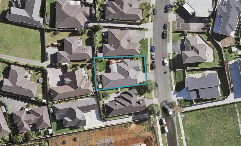 44 Twomey Drive, Pukekohe, Pukekohe - Carousel 1