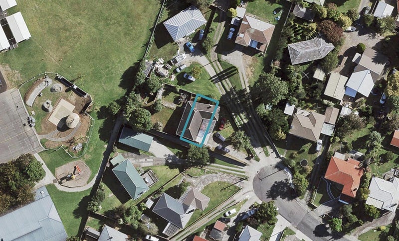 1B Dreadon Road, Manurewa, Auckland - Carousel 1
