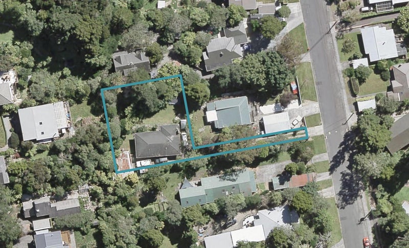 32 Jocelyn Crescent, Pinehaven, Upper Hutt - Carousel 1