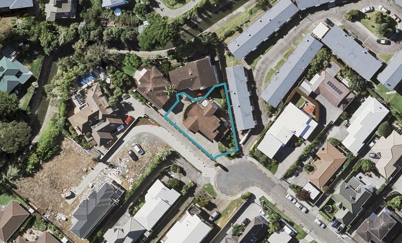 8 Stratford Avenue, Milford, Auckland - Carousel 1