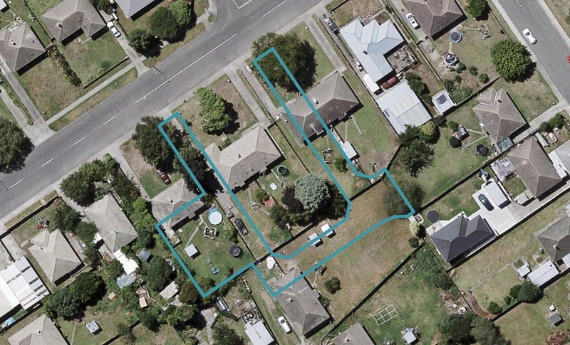 4 Takirau Lane, Mayfair, Hastings - Carousel 1
