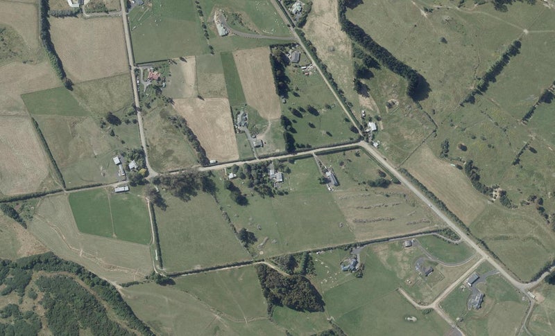 160 McMaster Road, Saddle Hill, Dunedin - Carousel 1