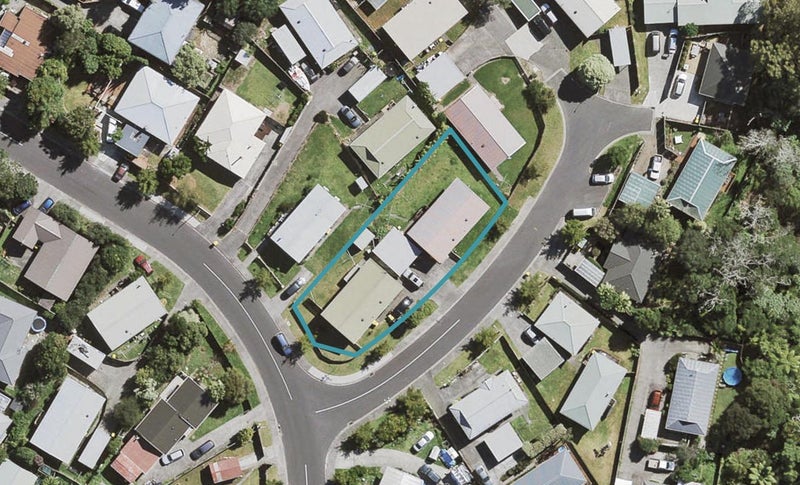 2 Kinvig Place, Ranui, Auckland - Carousel 1