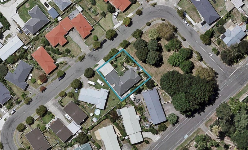 18 Usherwood Crescent, Akina, Hastings - Carousel 1