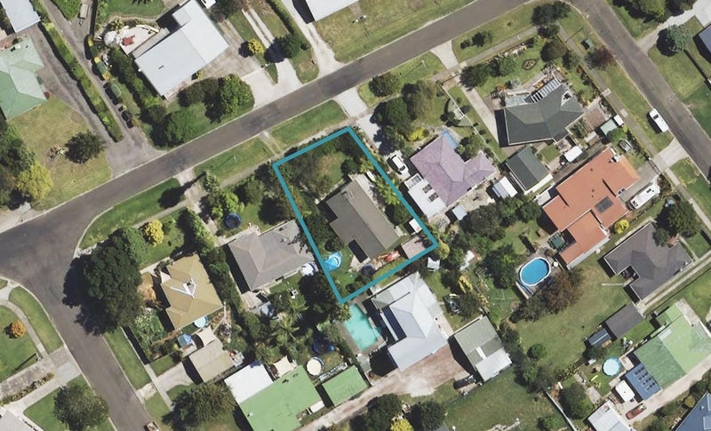 6 Seymour Road, Inner Kaiti, Gisborne - Carousel 1