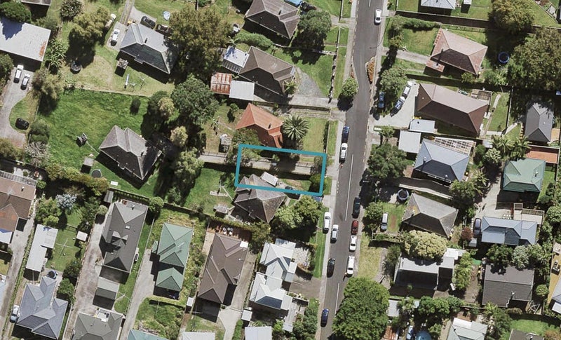 6B Potter Avenue, Northcote, Auckland - Carousel 1