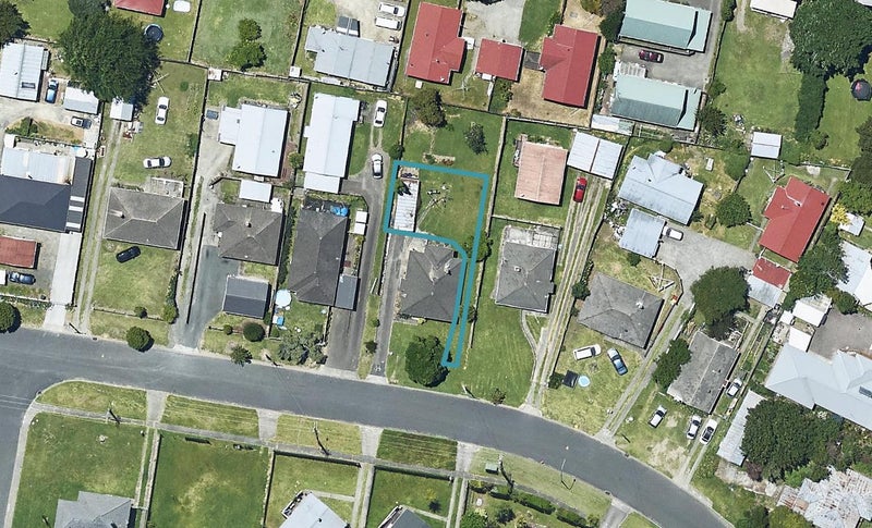 11A Oxford Street, Parkvale, Tauranga - Carousel 1