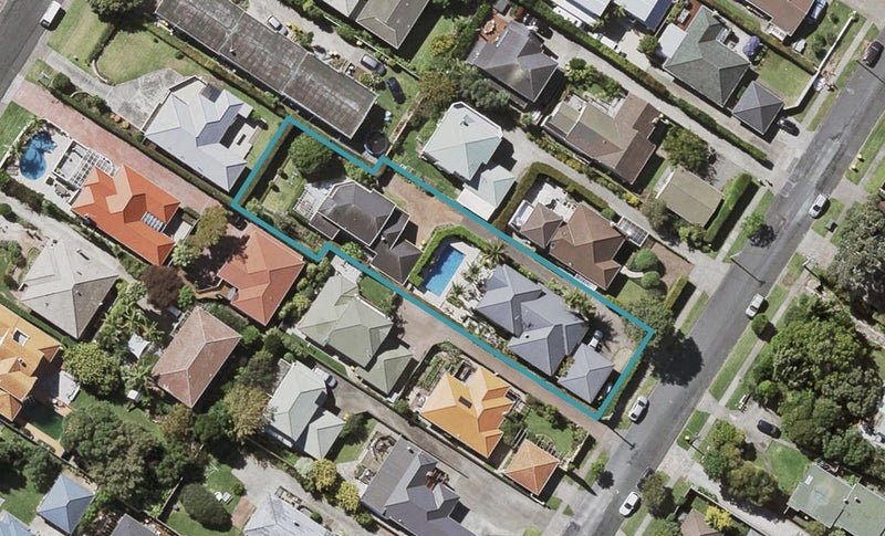 2/35 Jutland Road, Hauraki, Auckland - Carousel 1