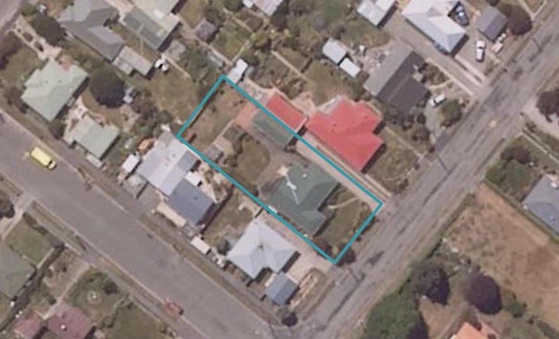 4 Warwick Street, Oamaru North, Oamaru - Carousel 1