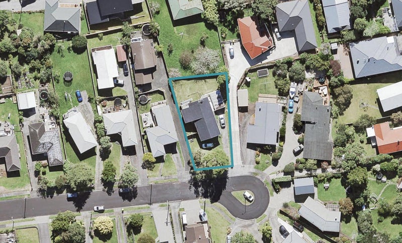 12 Hepper Street, New Lynn, Auckland - Carousel 1