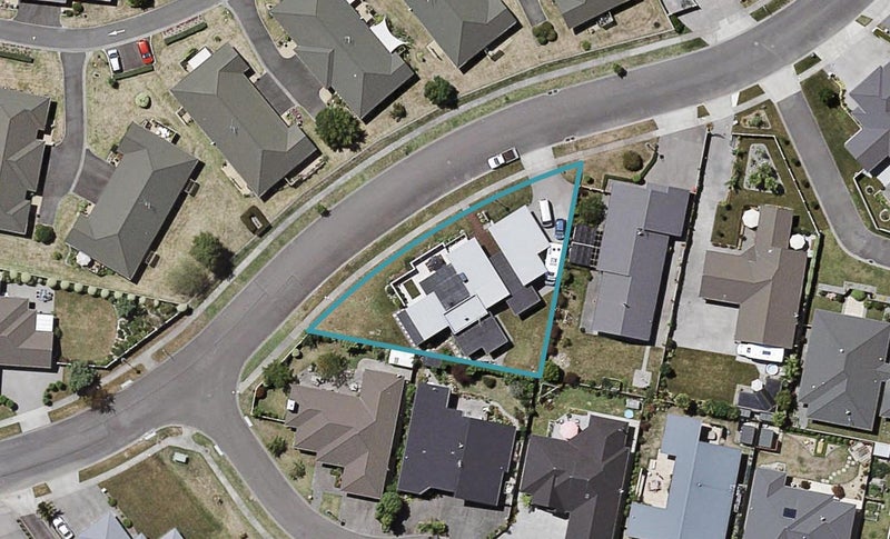 26 Merlot Drive, Greenmeadows, Napier - Carousel 1