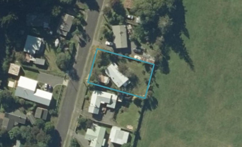 35 Te Herekiekie Street, Tūrangi - Carousel 1