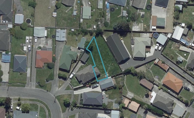 2/26 Ealing Street, Redwood, Christchurch - Carousel 1