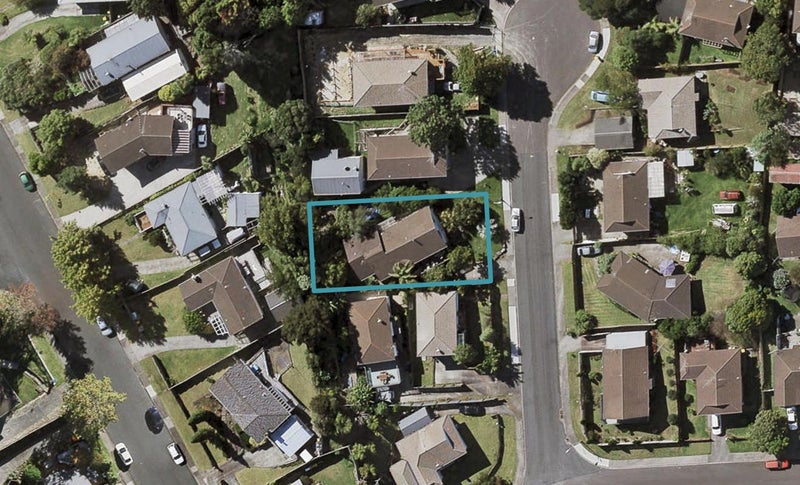 6 Kupari Place, Totara Vale, Auckland - Carousel 1
