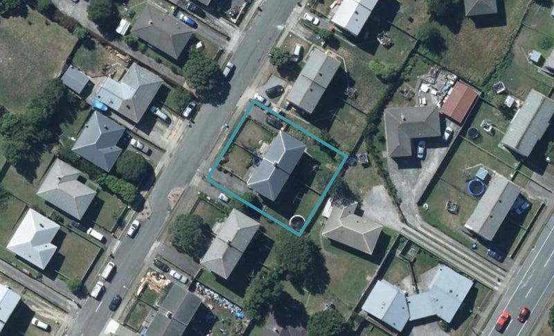 26 Westmeath Street, Waitangirua, Porirua - Carousel 1